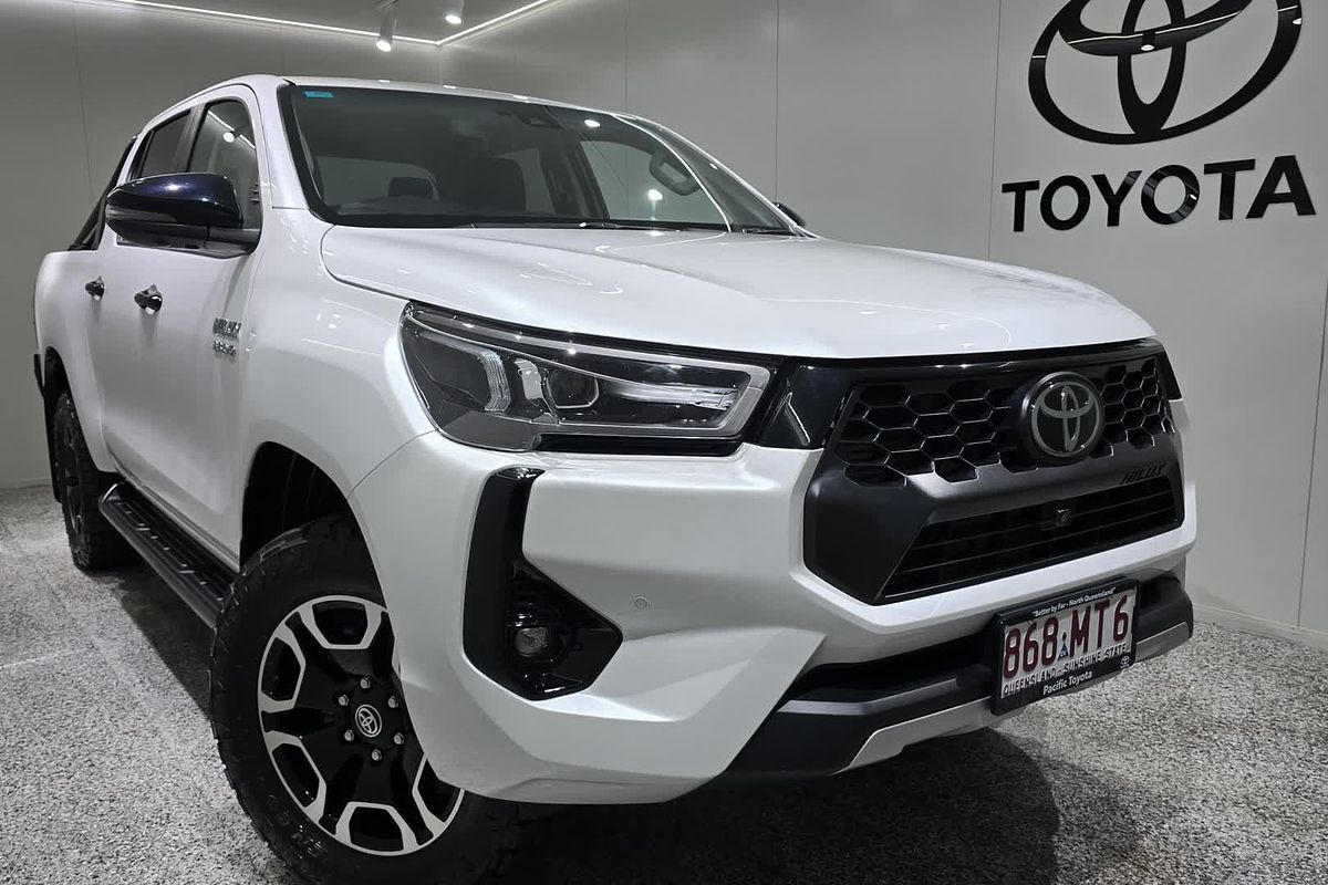 2024 Toyota Hilux SR5 48V GUN126R 4X4