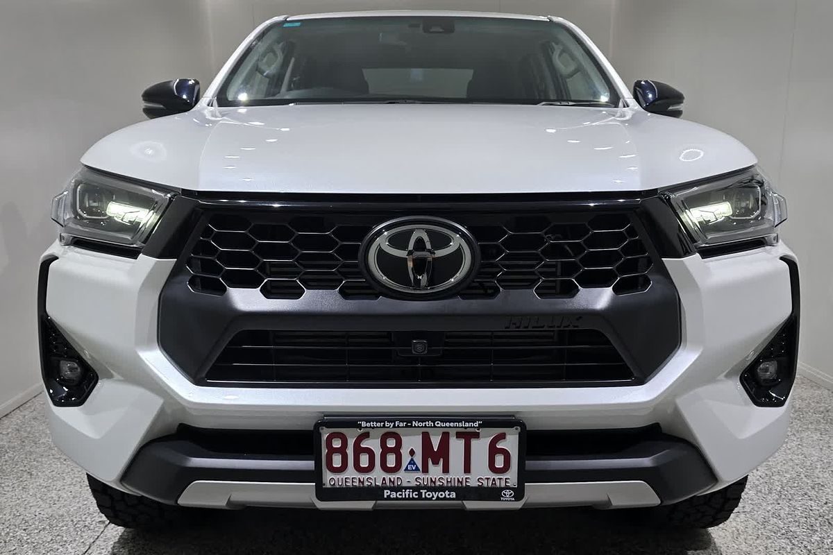 2024 Toyota Hilux SR5 48V GUN126R 4X4
