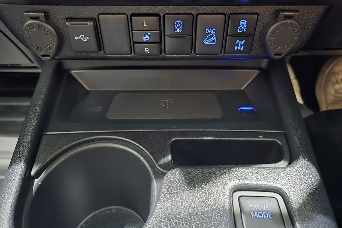 2024 Toyota Hilux SR5 48V GUN126R 4X4