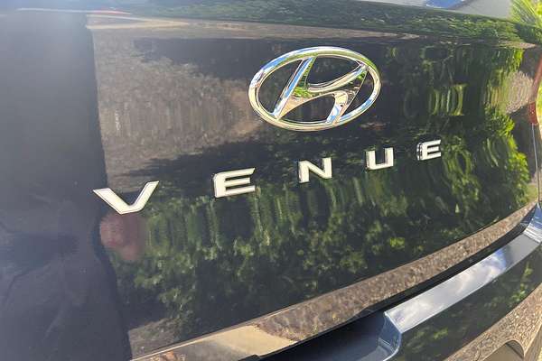 2025 Hyundai Venue Elite QX.V5