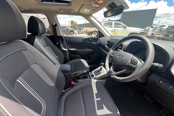 2025 Hyundai Venue Elite QX.V5