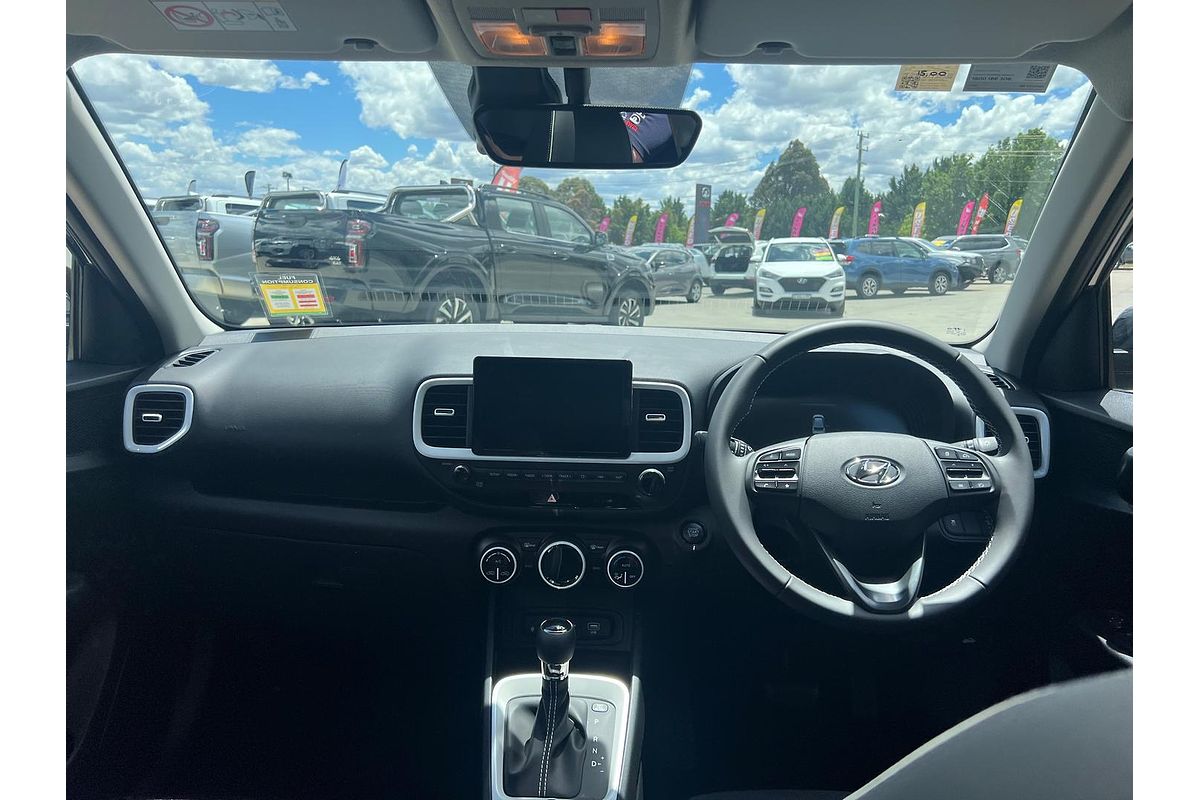 2025 Hyundai Venue Elite QX.V5