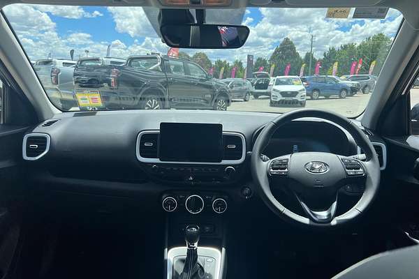 2025 Hyundai Venue Elite QX.V5