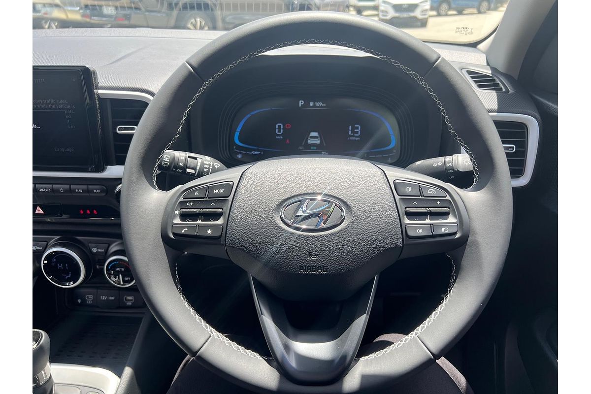 2025 Hyundai Venue Elite QX.V5