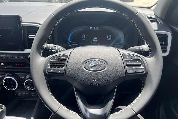 2025 Hyundai Venue Elite QX.V5