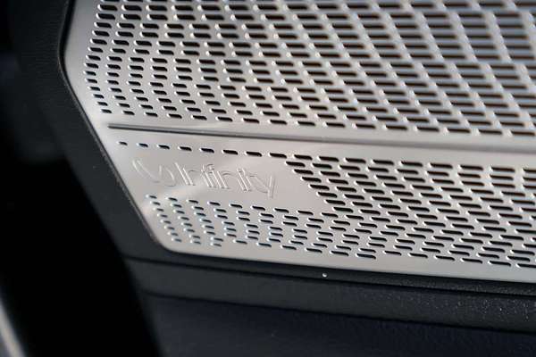 2023 Hyundai Palisade Calligraphy Black Ink LX2.V4