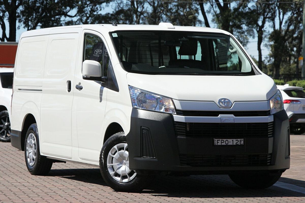2024 Toyota Hiace GDH300R LWB