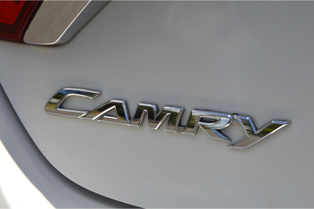 2016 Toyota Camry Altise AVV50R