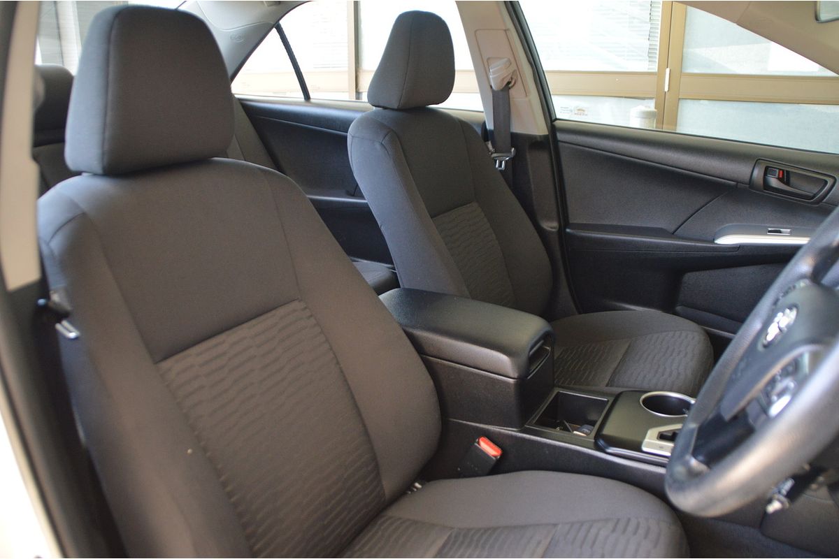 2016 Toyota Camry Altise AVV50R