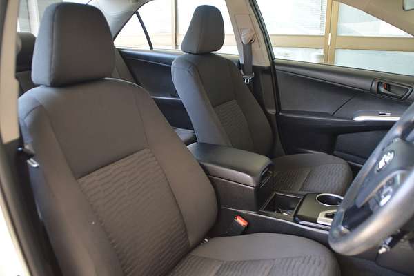 2016 Toyota Camry Altise AVV50R