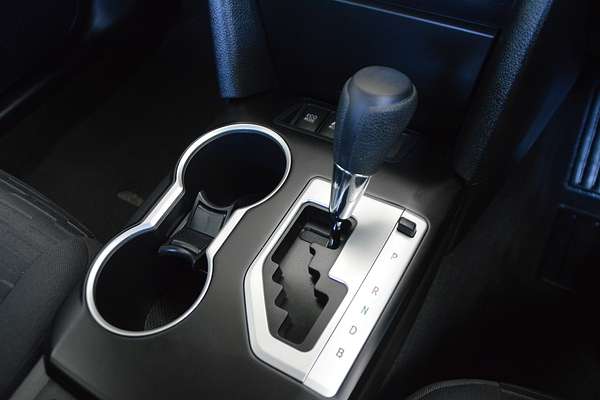 2016 Toyota Camry Altise AVV50R