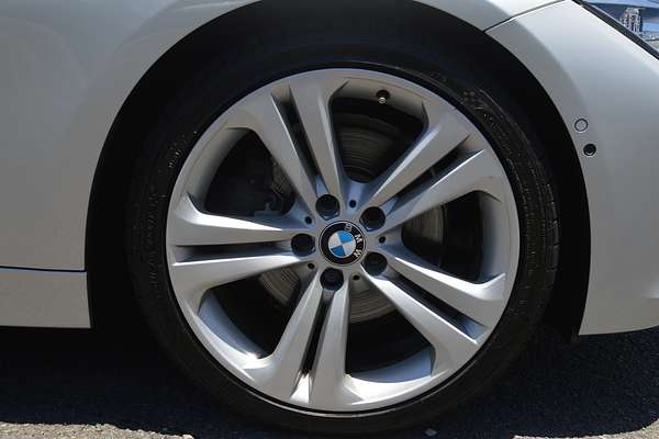 2015 BMW 3 Series 328i Modern Line F30