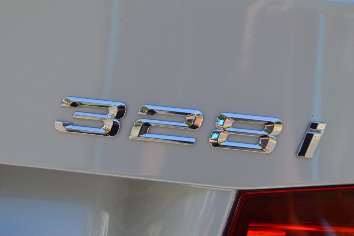 2015 BMW 3 Series 328i Modern Line F30