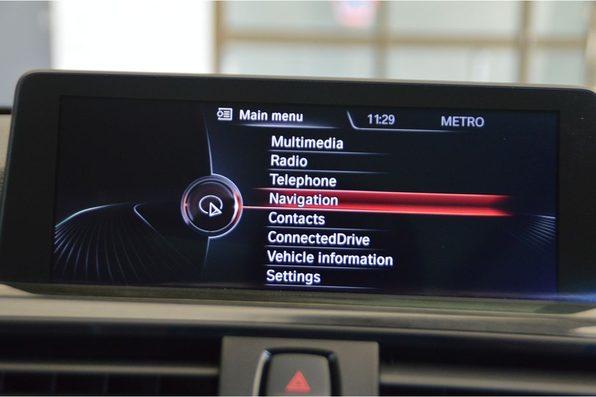 2015 BMW 3 Series 328i Modern Line F30