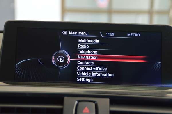 2015 BMW 3 Series 328i Modern Line F30