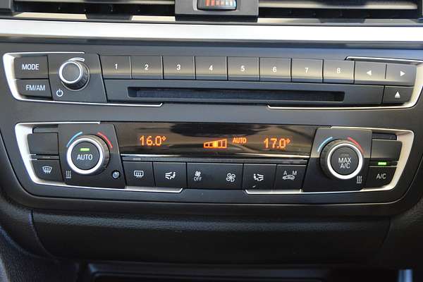 2015 BMW 3 Series 328i Modern Line F30