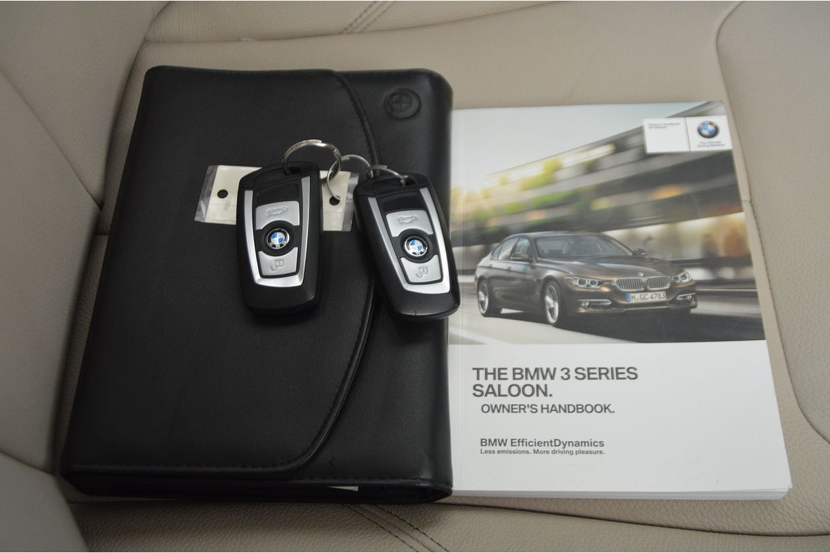 2015 BMW 3 Series 328i Modern Line F30