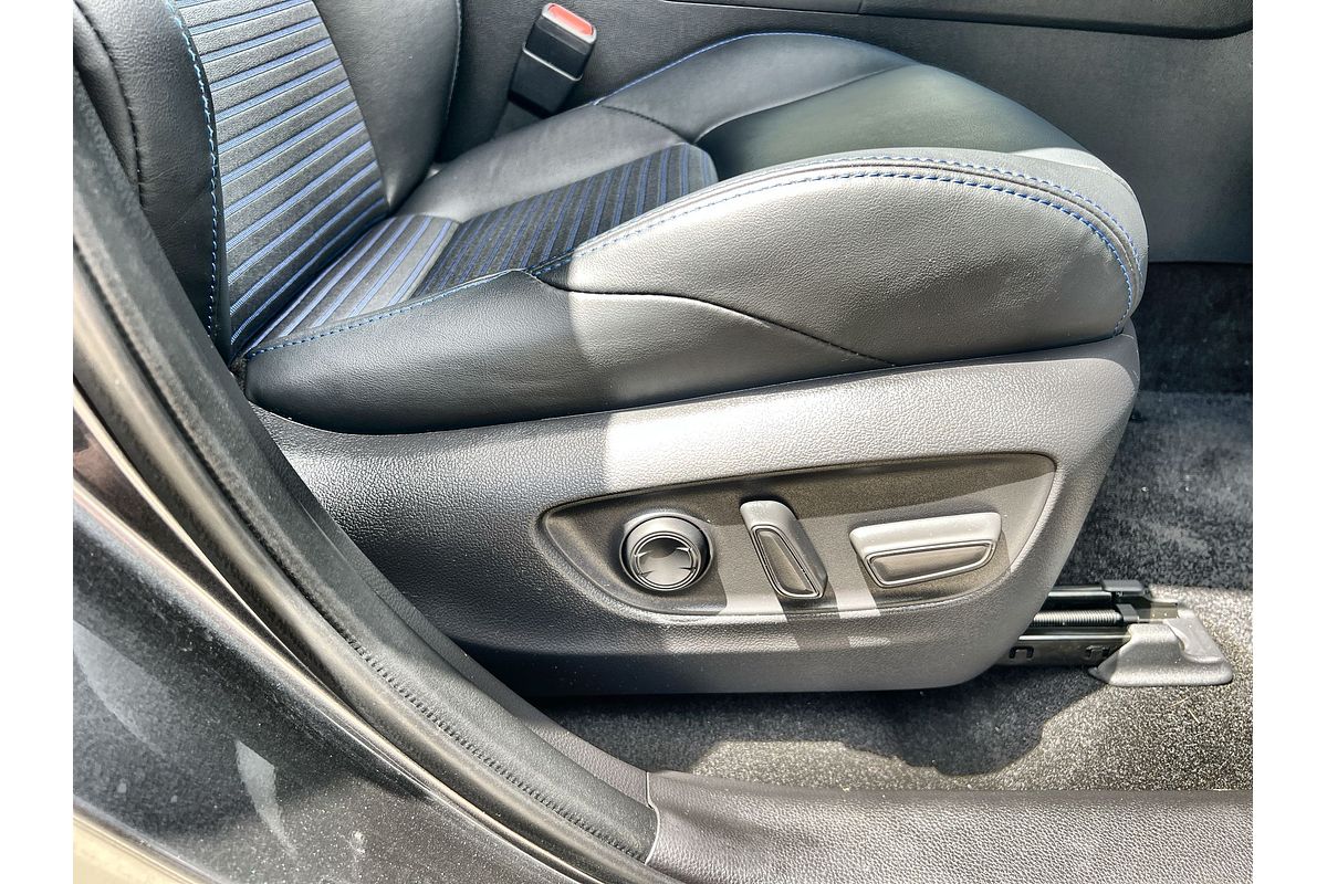 2024 Toyota RAV4 XSE AXAH52R