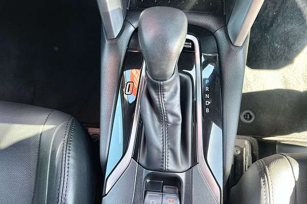 2024 Toyota Corolla Cross GXL MXGH10R