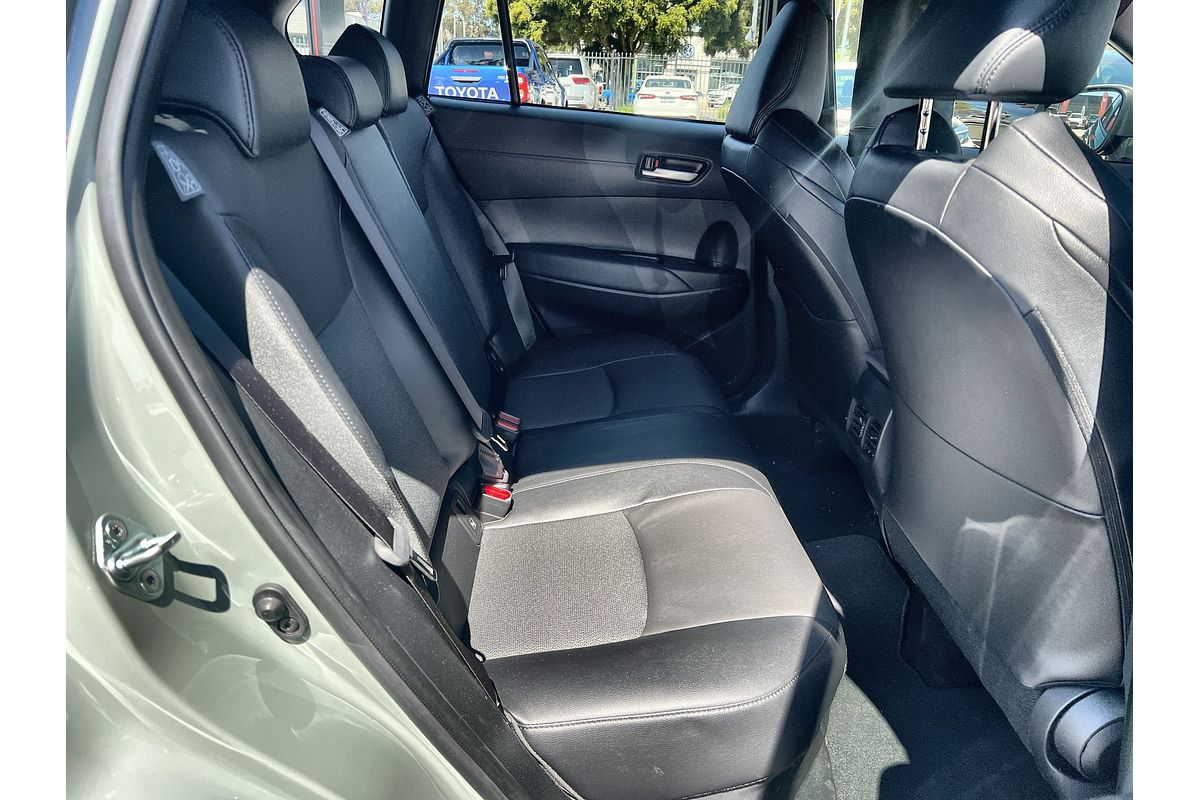 2024 Toyota Corolla Cross GXL MXGH10R