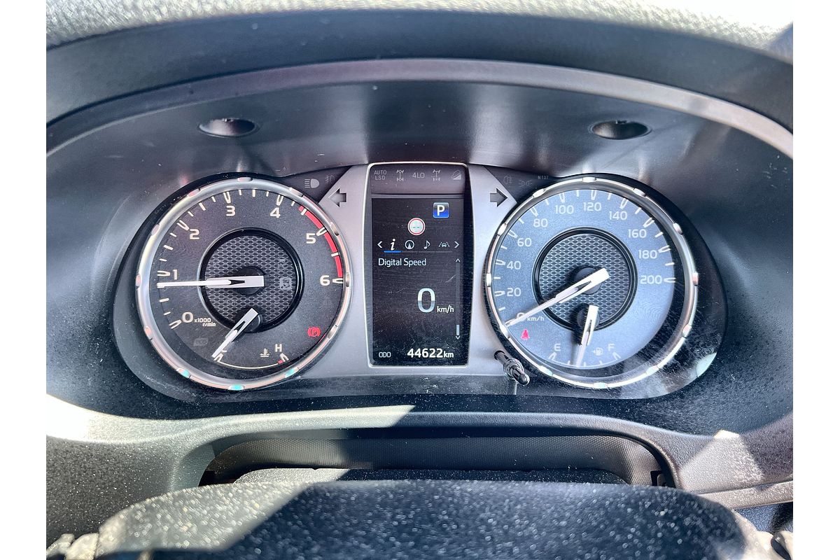 2024 Toyota Hilux SR5 48V GUN126R 4X4