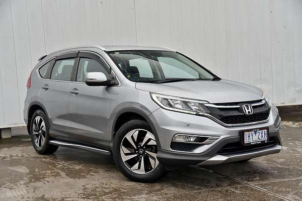 2016 Honda CR-V LE (4x4) 30 SERIES 2 MY17