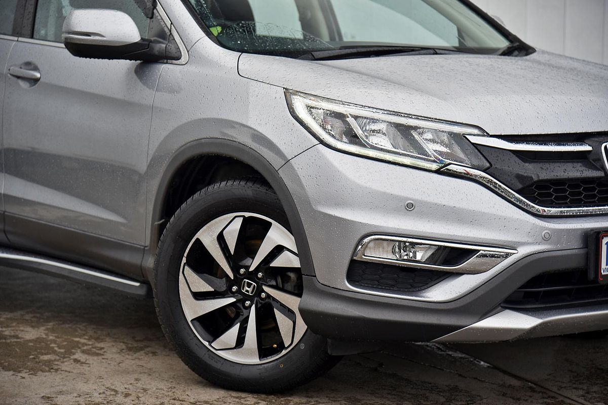 2016 Honda CR-V LE (4x4) 30 SERIES 2 MY17