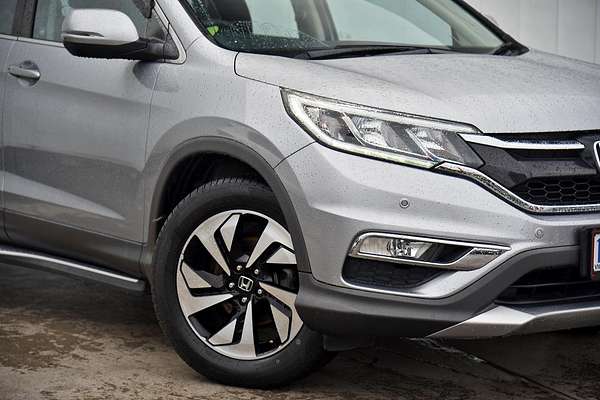 2016 Honda CR-V LE (4x4) 30 SERIES 2 MY17