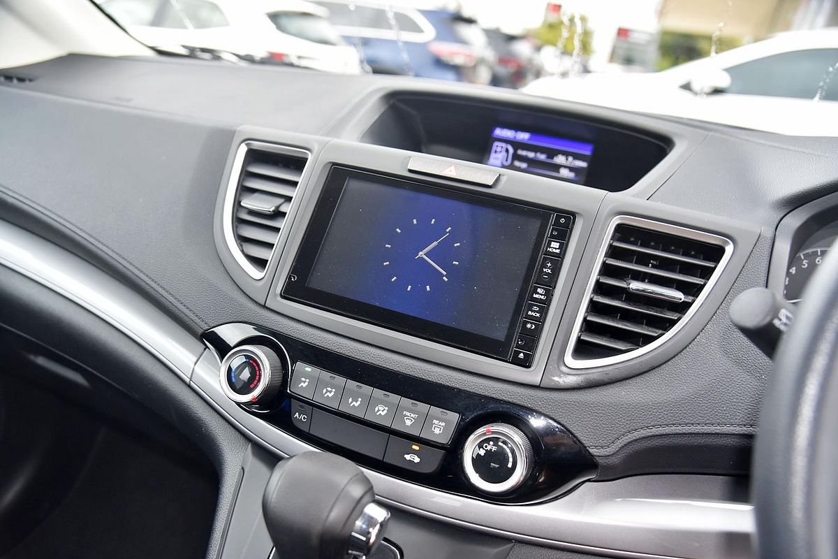 2016 Honda CR-V LE (4x4) 30 SERIES 2 MY17