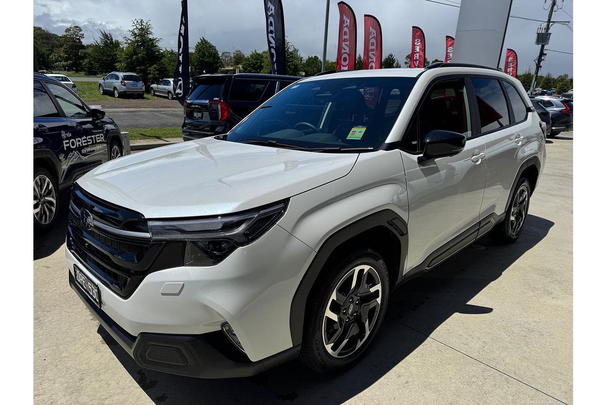 2025 Subaru Forester Touring S6