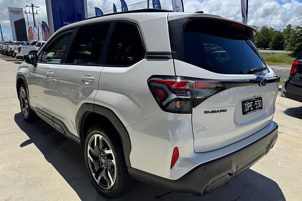 2025 Subaru Forester Touring S6