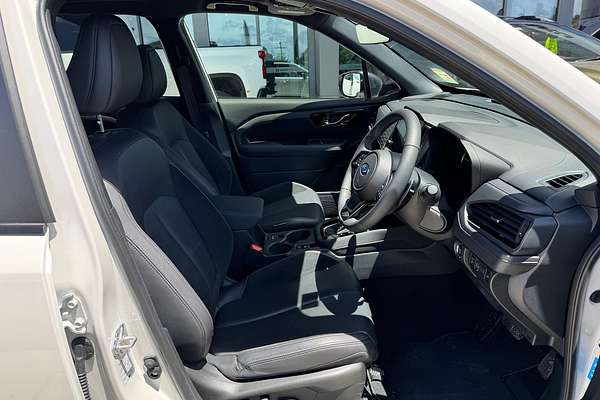 2025 Subaru Forester Touring S6