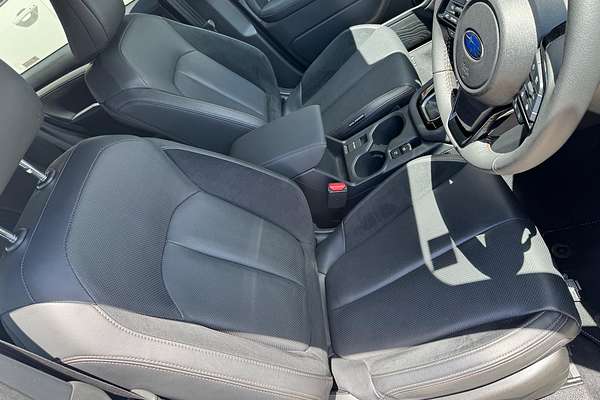 2025 Subaru Forester Touring S6