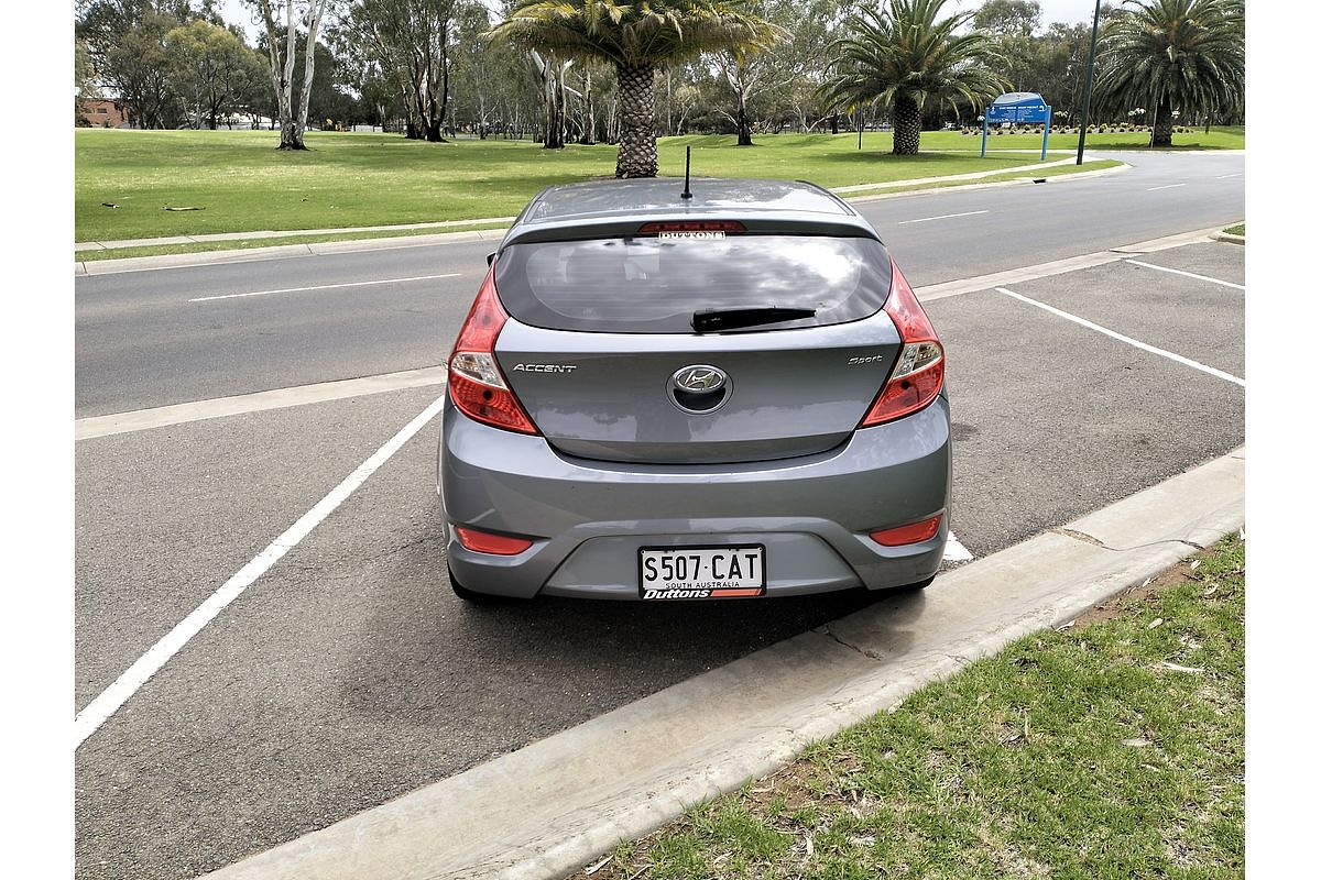 2019 Hyundai Accent Sport RB6