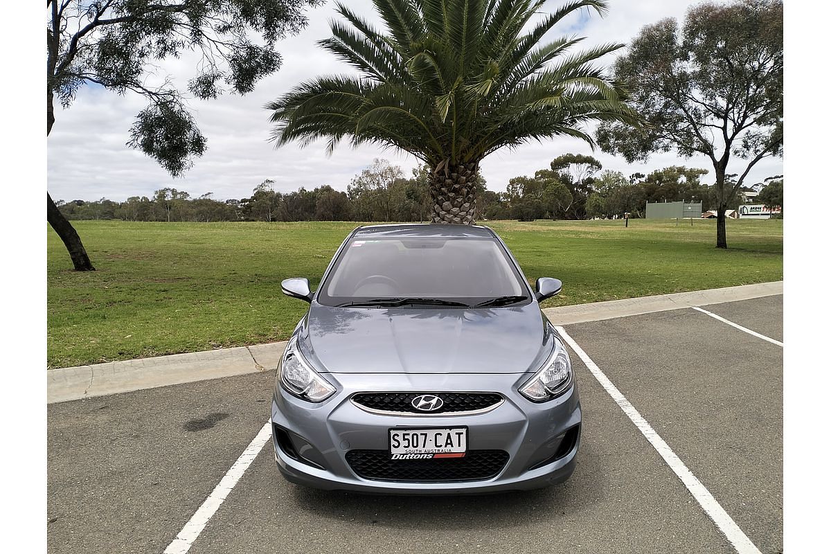 2019 Hyundai Accent Sport RB6