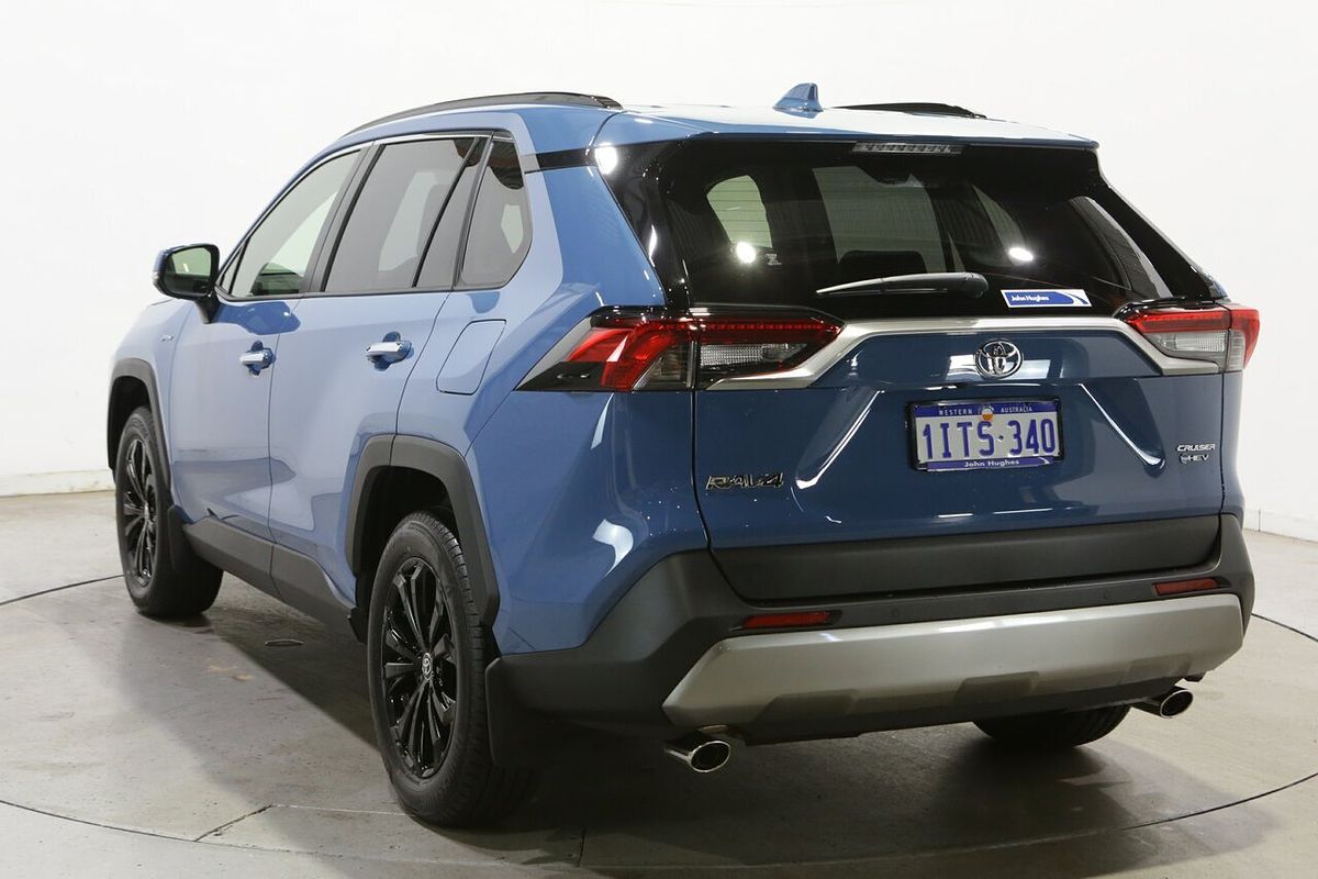 2025 Toyota RAV4 Cruiser AXAH54R