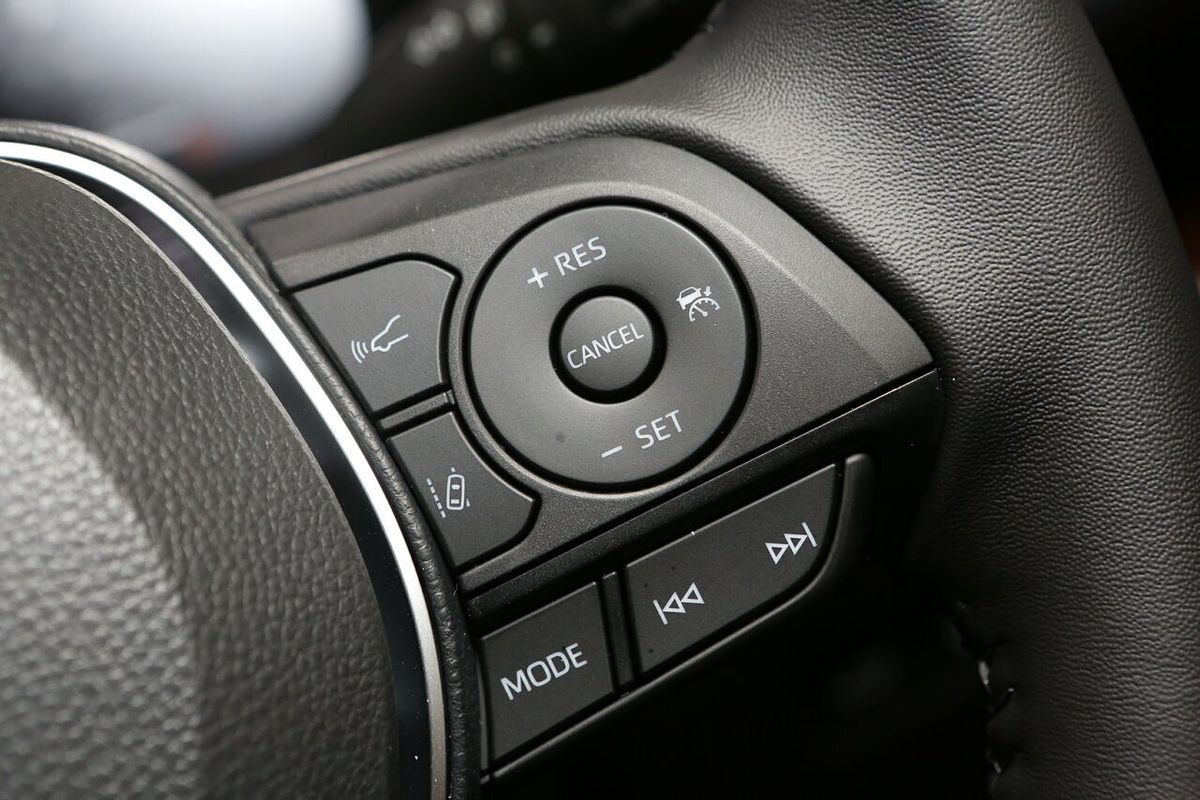 2025 Toyota RAV4 Cruiser AXAH54R