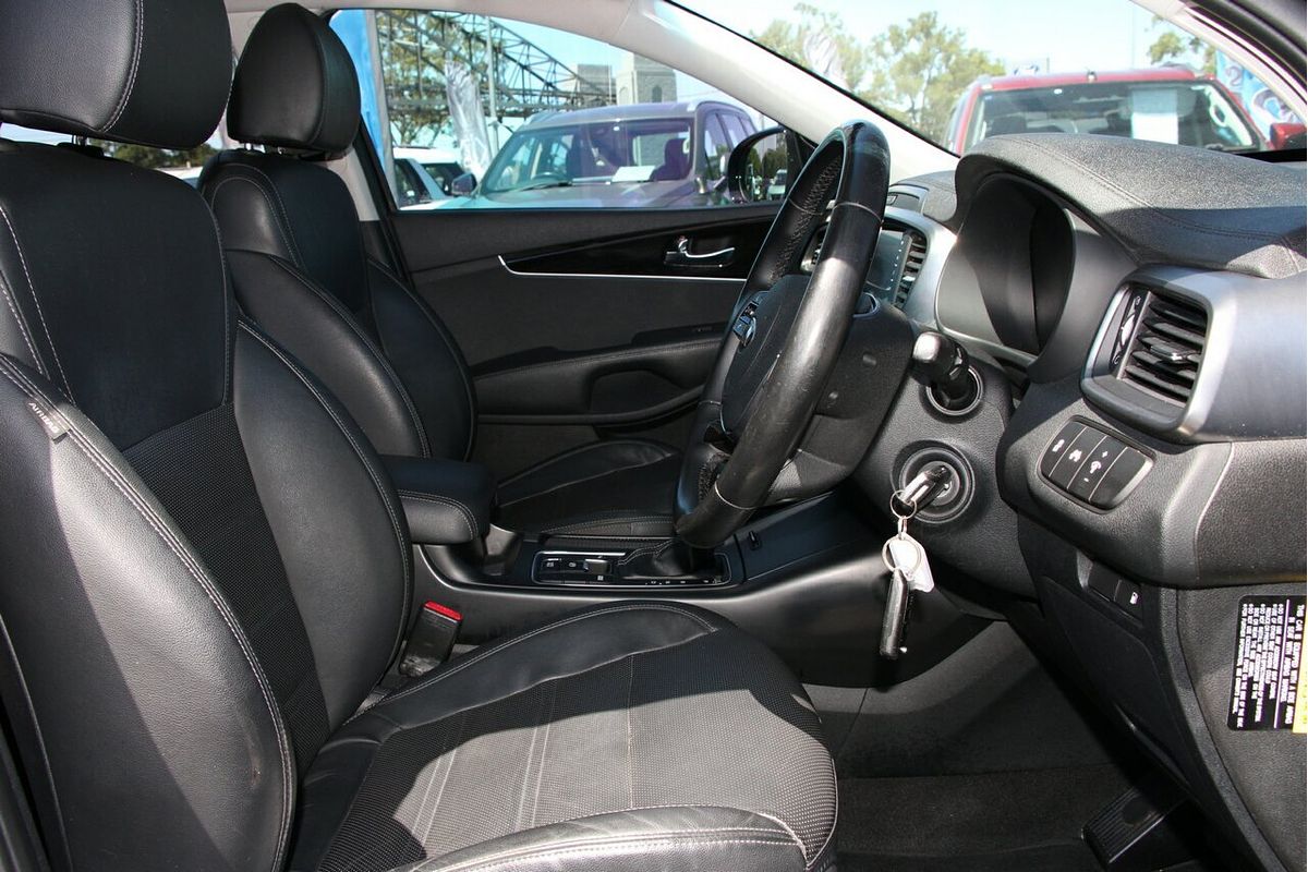 2019 Kia Sorento Black Edition UM