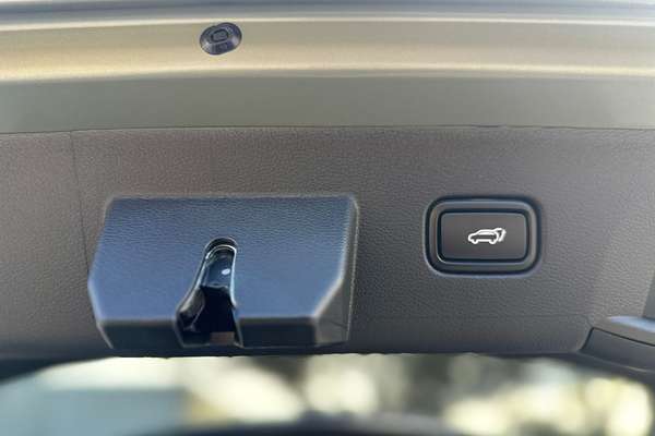 2025 Kia Sportage SX+ NQ5 PE