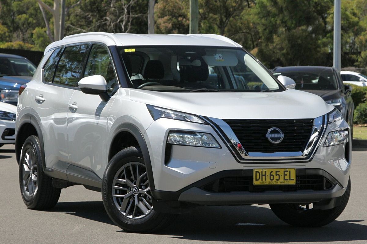 2023 Nissan X-TRAIL ST T33