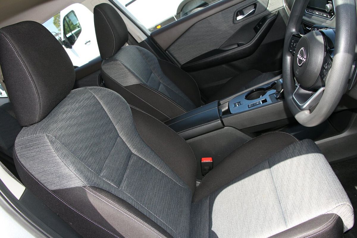 2023 Nissan X-TRAIL ST T33