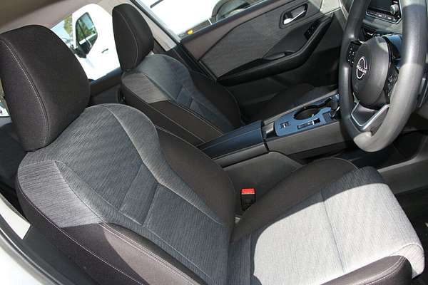 2023 Nissan X-TRAIL ST T33