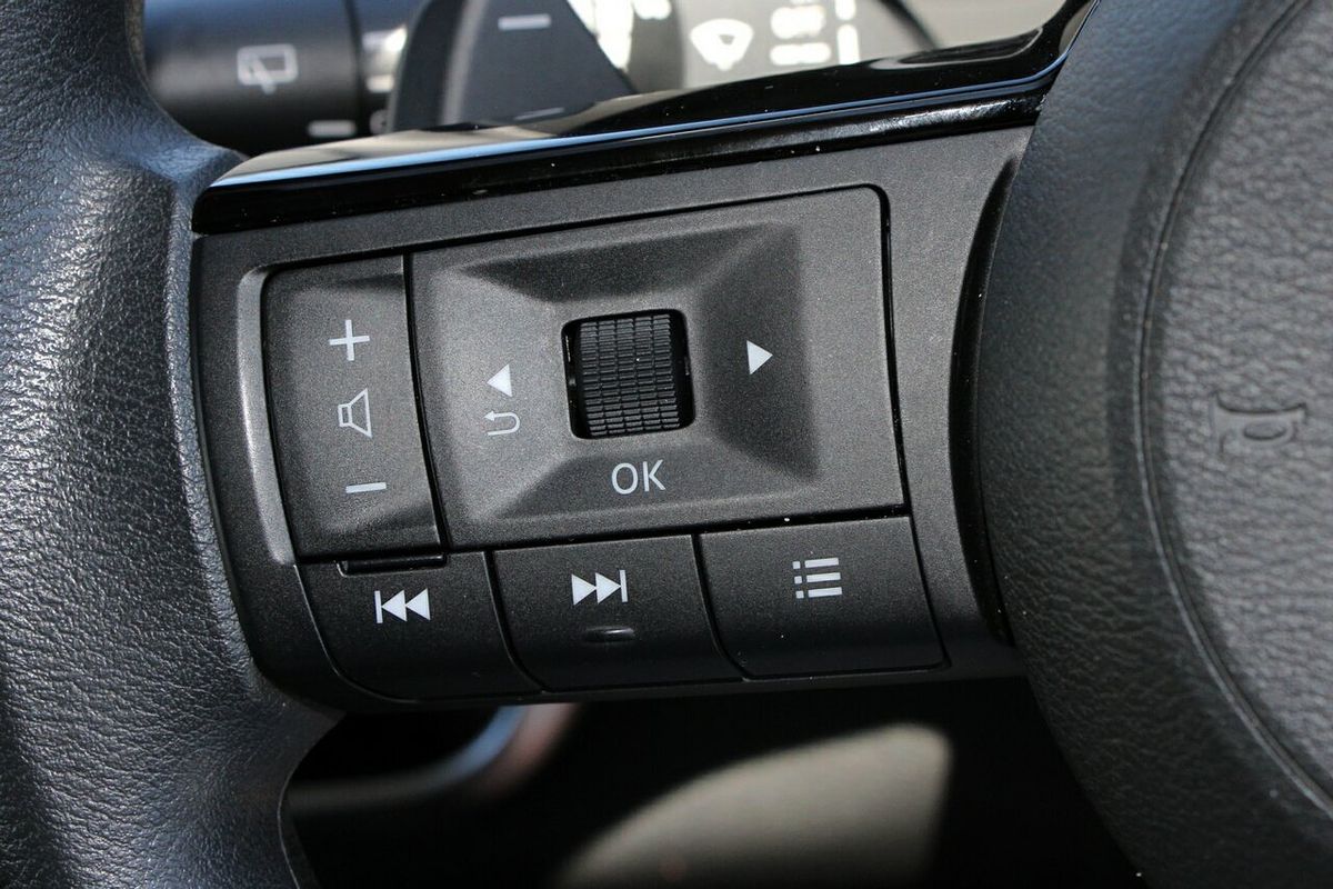 2023 Nissan X-TRAIL ST T33