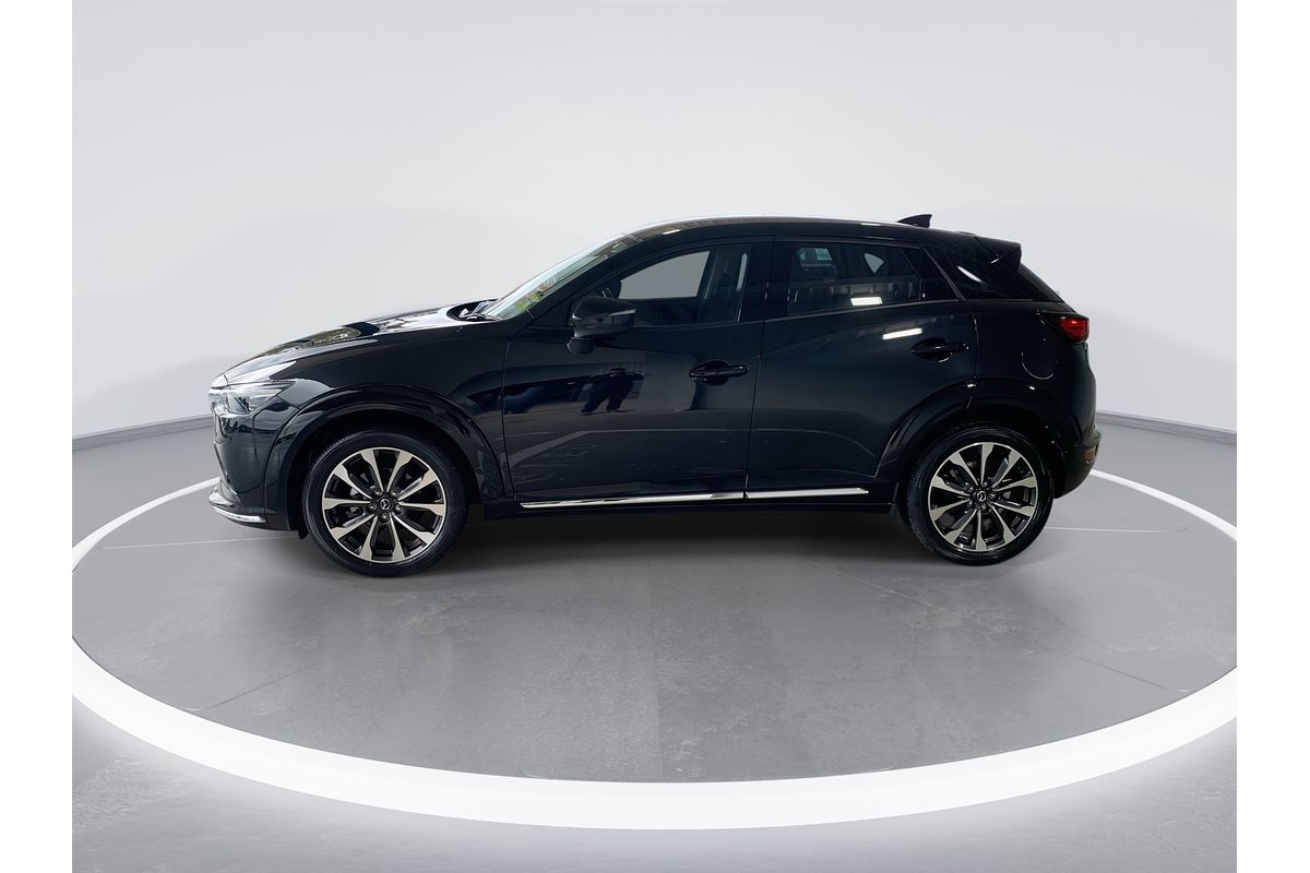2023 Mazda CX-3 sTouring DK