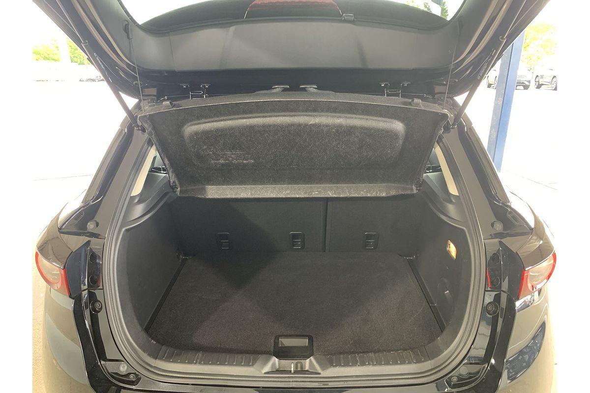 2023 Mazda CX-3 sTouring DK