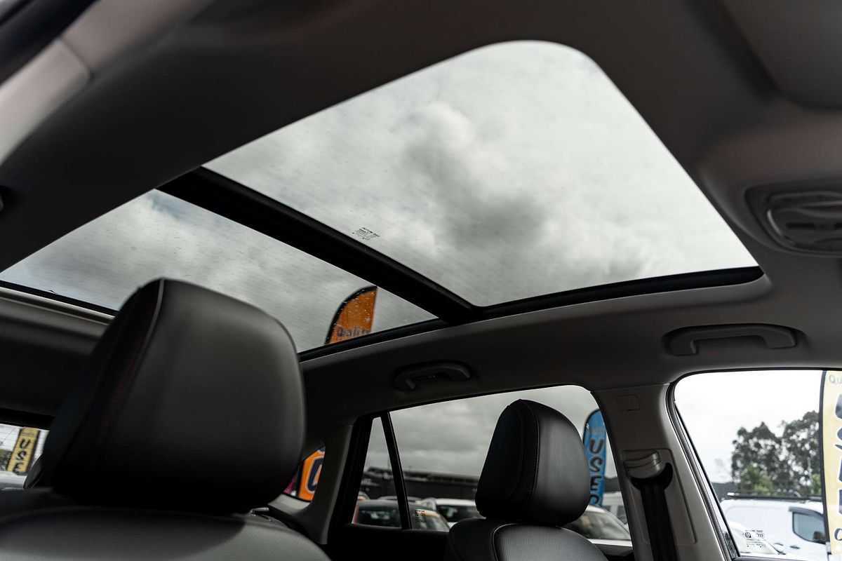 2025 MG HS Hybrid+ Essence AS33H