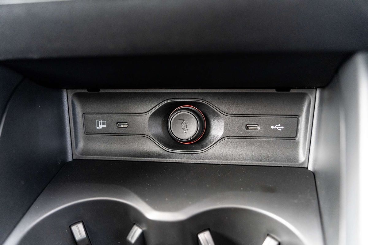 2025 MG HS Hybrid+ Essence AS33H