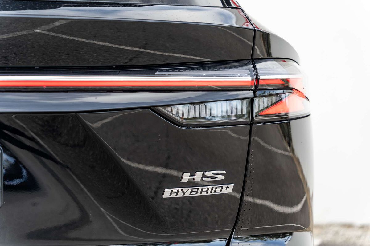 2025 MG HS Hybrid+ Essence AS33H