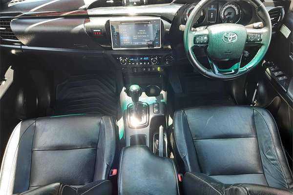 2018 Toyota Hilux RUGGED X (4x4) GUN126R 4X4