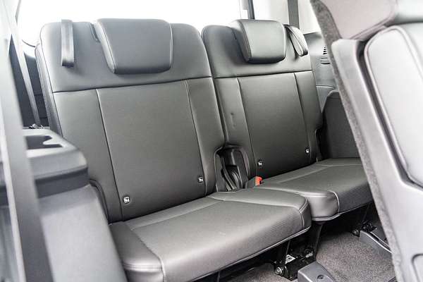 2025 Hyundai Santa Fe Hybrid Elite MX5.V1